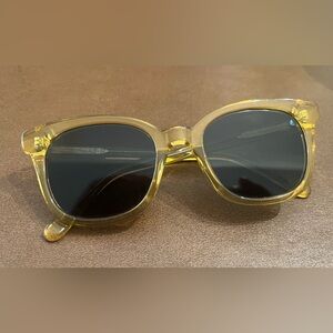 Madewell clear Yellow Sunglasses EUC